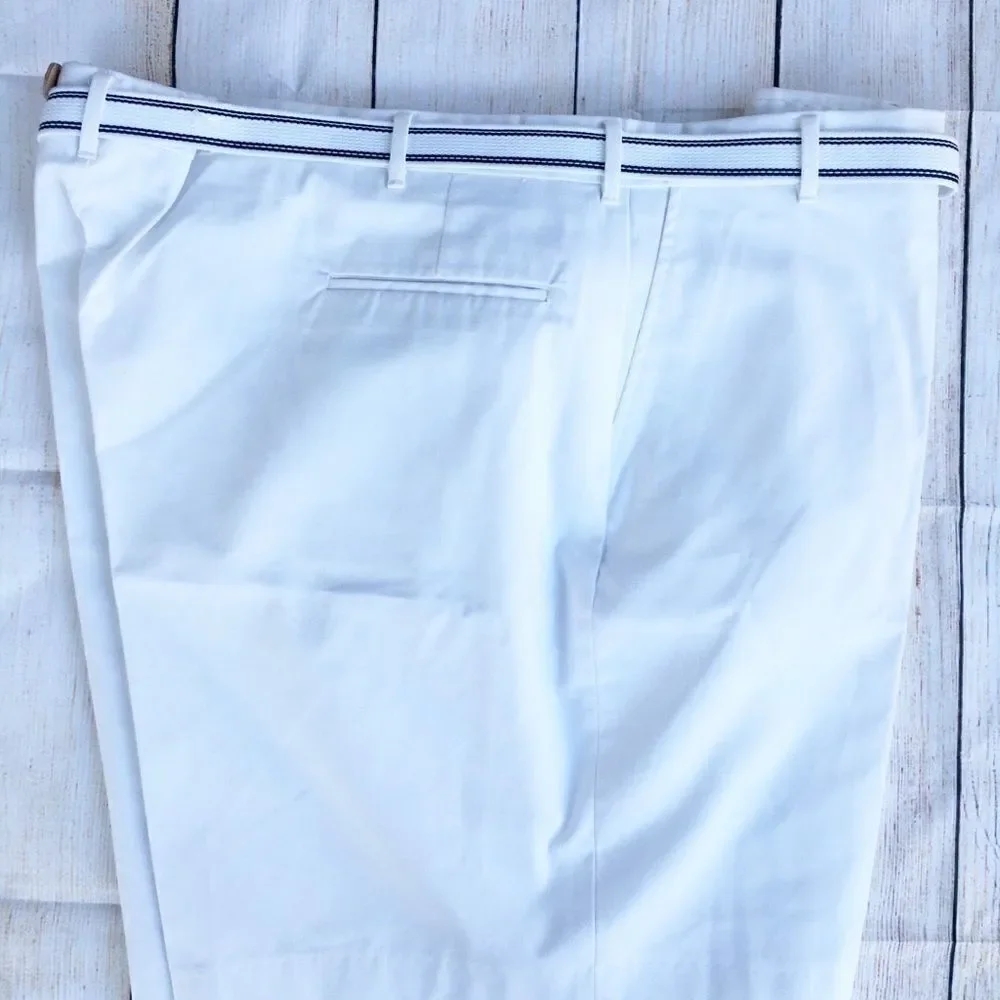 Knightsbridge White W/Belt Shorts Flat Front 50